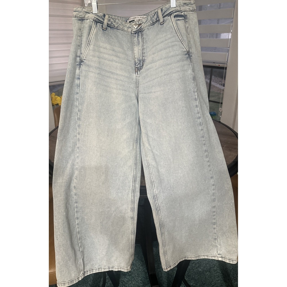 Celebrity Pink Womens Wide Leg High Rise Light Wash Denim Jeans Size 17/33